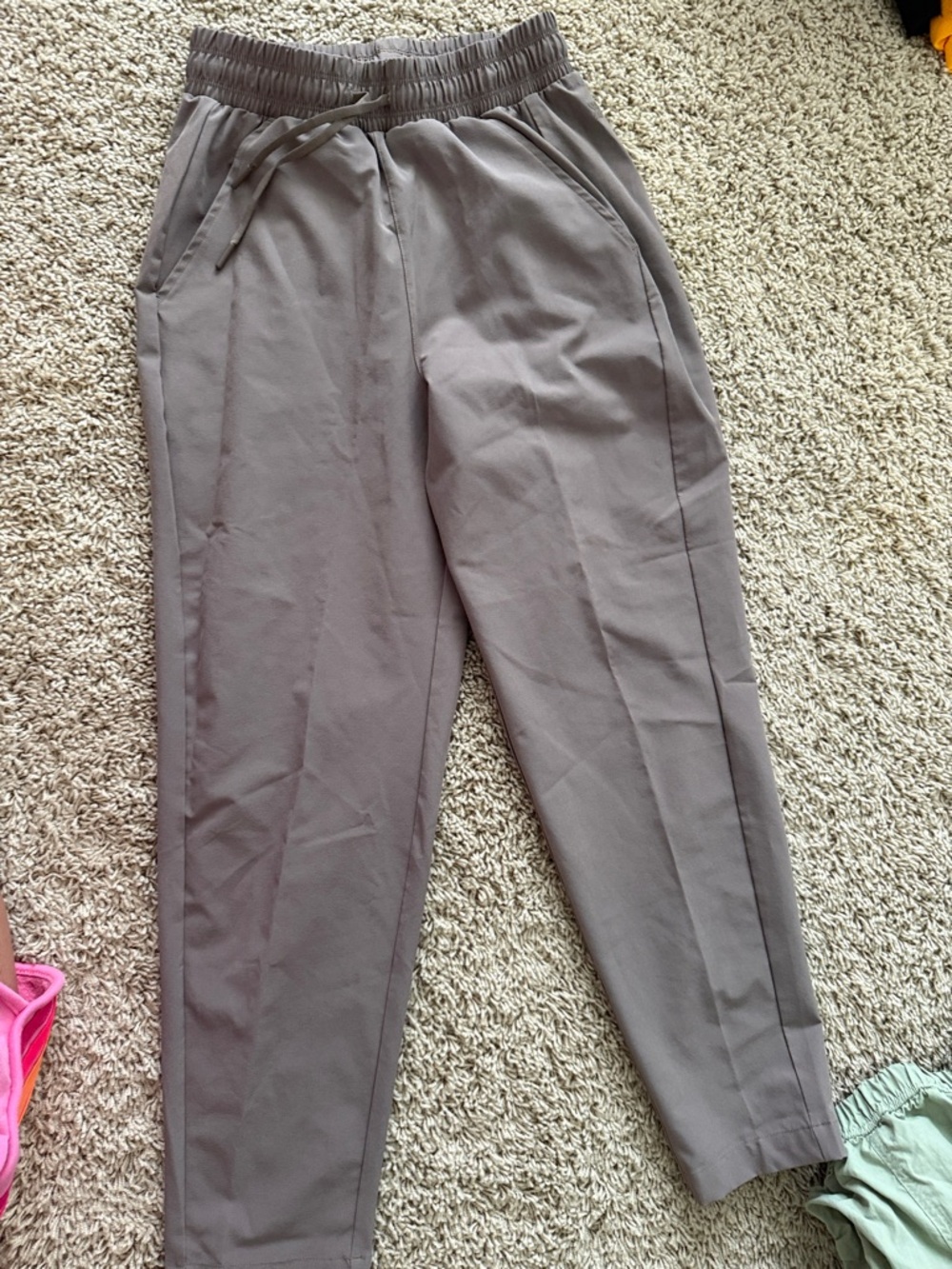 Gray Elastic-Waist Casual Pants